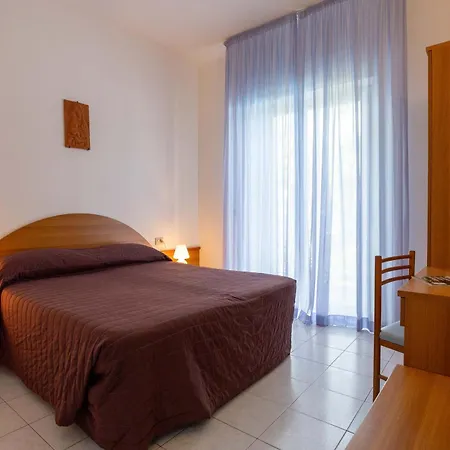 Centro Vacanze Domus M.G. San Benedetto del Tronto Exterior photo