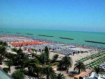 Centro Vacanze Domus M.g. Hotel 3*