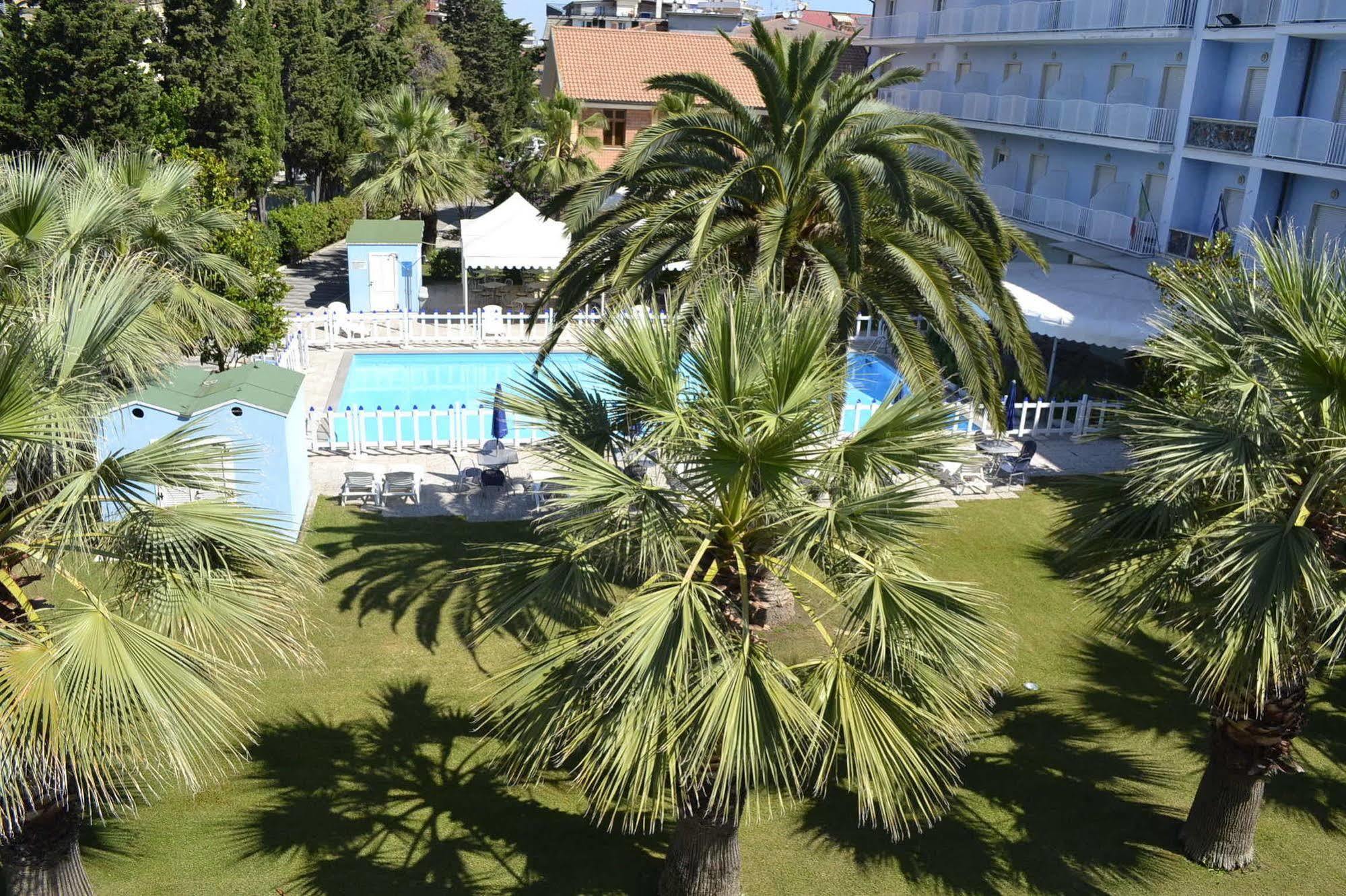 Hotel Centro Vacanze Domus M.g. San Benedetto del Tronto